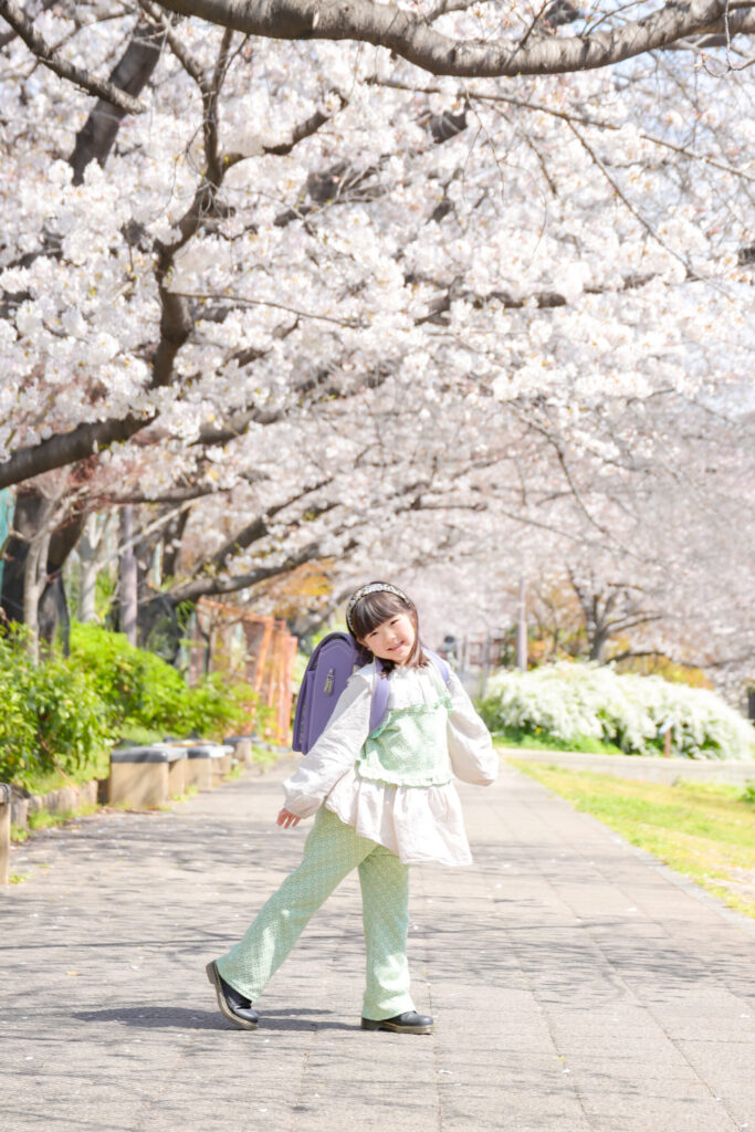 桜とランドセル写真　入学撮影　桜の撮影会